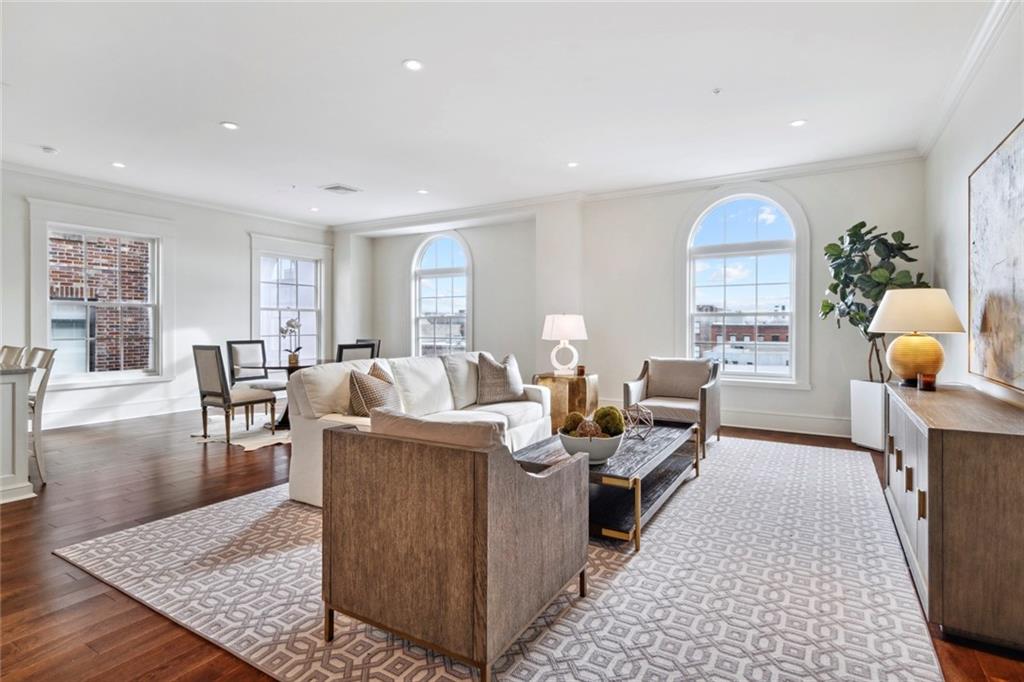700 MAGAZINE Street 514
