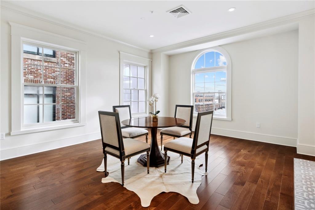 700 MAGAZINE Street 514