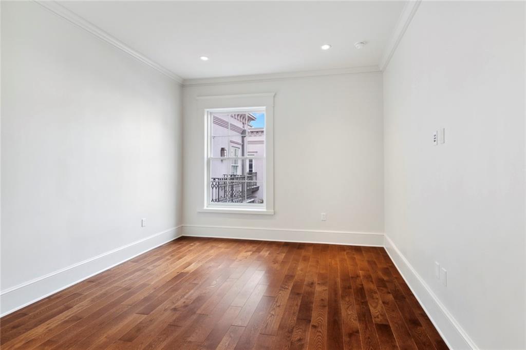 700 MAGAZINE Street 516