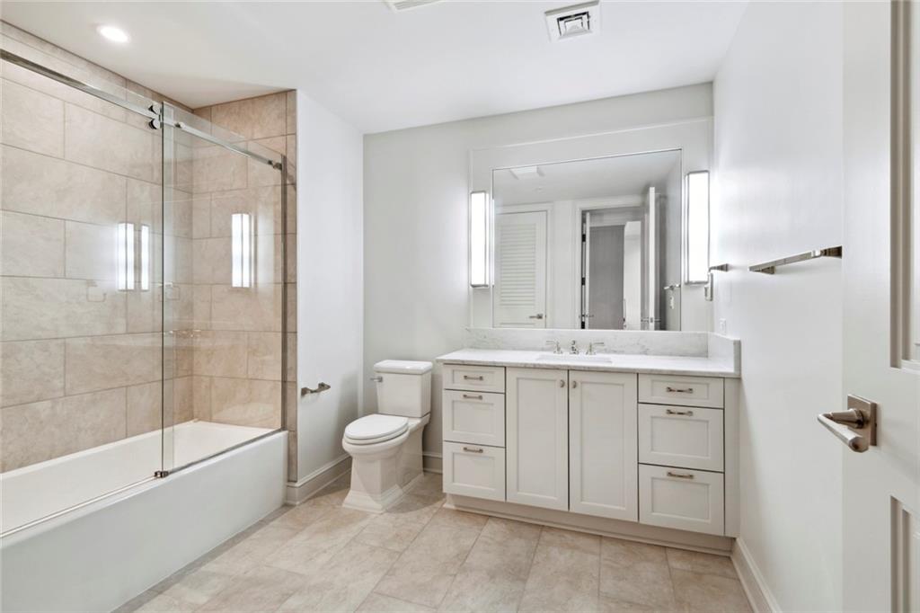 700 MAGAZINE Street 516