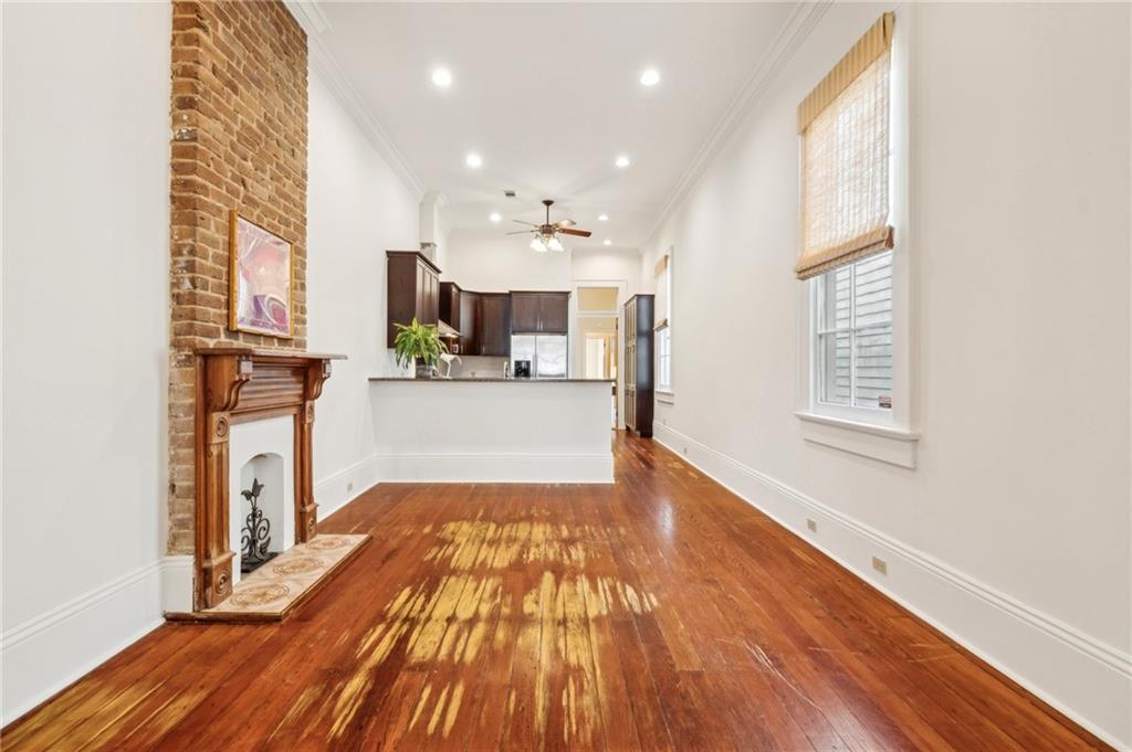 2213-15 GENERAL PERSHING Street