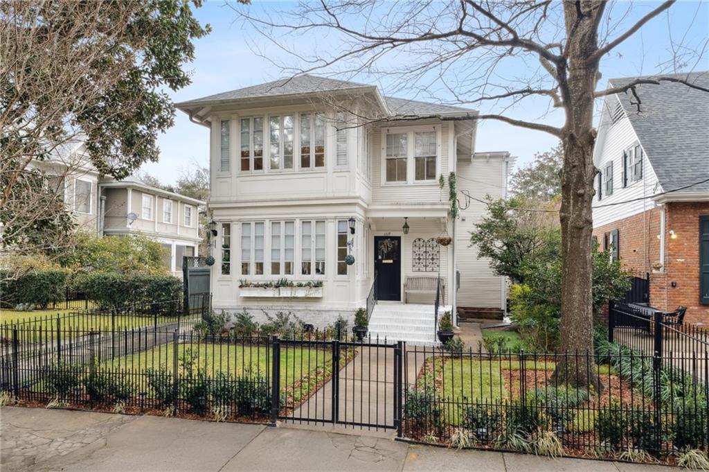 1119 JEFFERSON Avenue