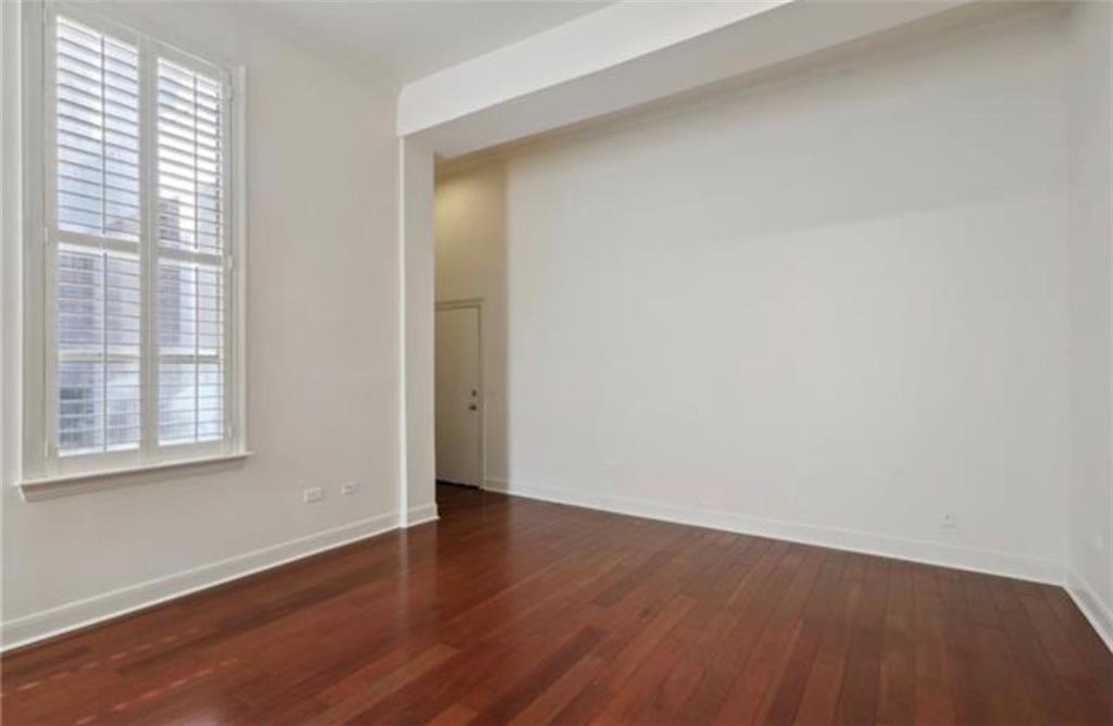 330 JULIA Street 324