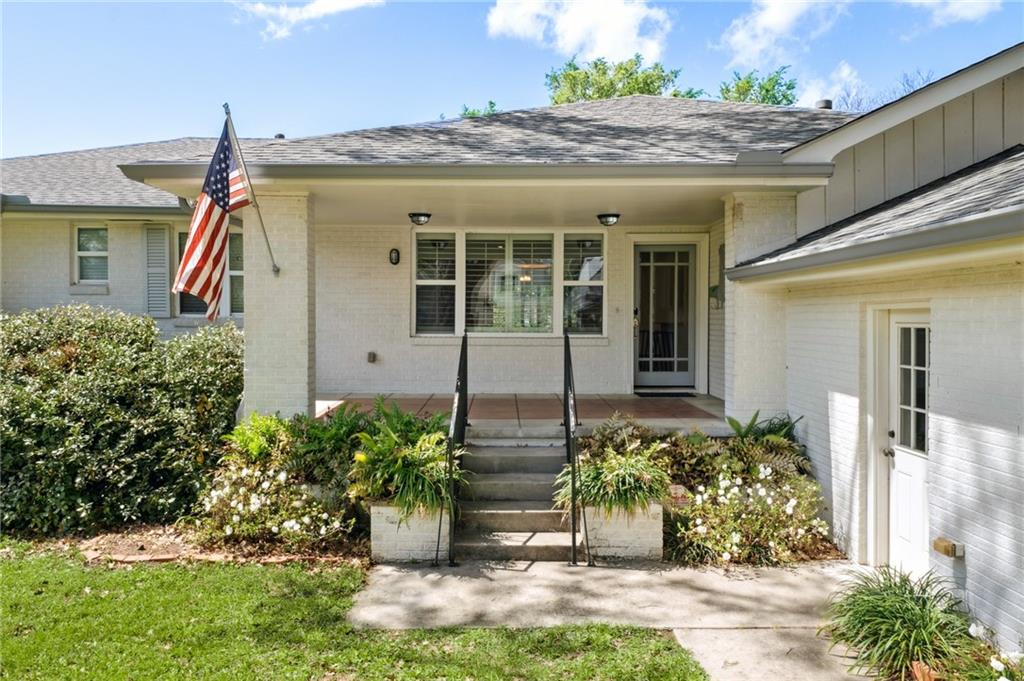17 DOVE Street