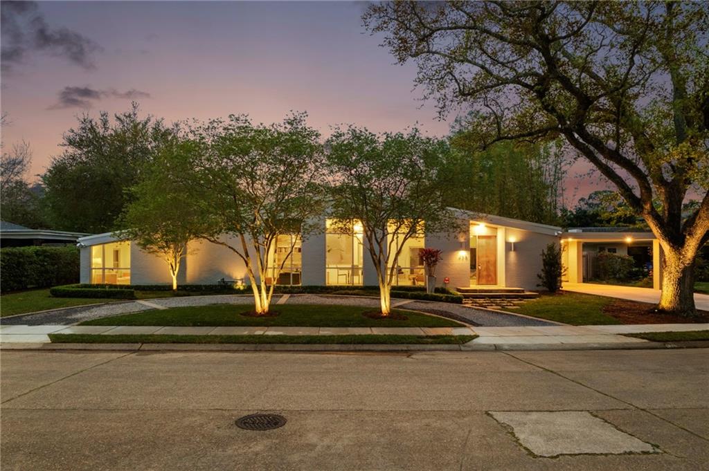 438 AMETHYST Street
