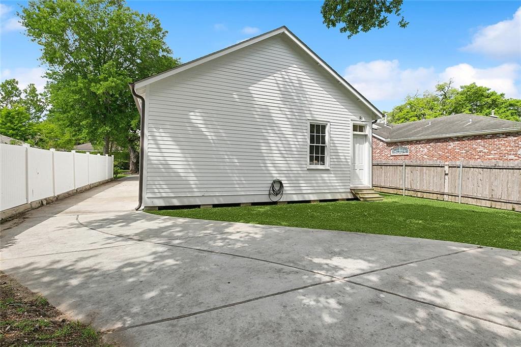 313 NEWMAN Avenue