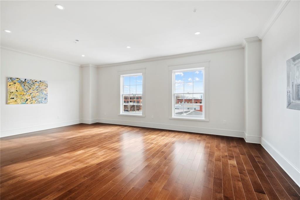 700 MAGAZINE Street 513