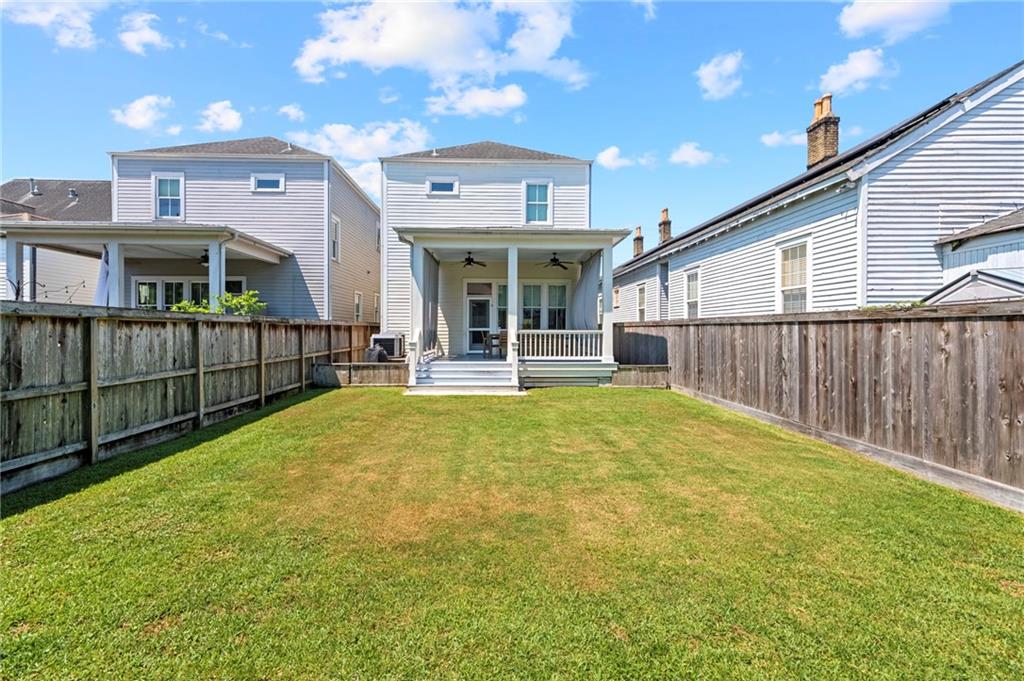 1215 SAINT ANDREW Street