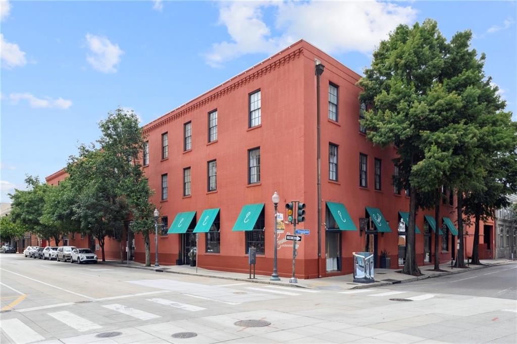 330 JULIA Street 324