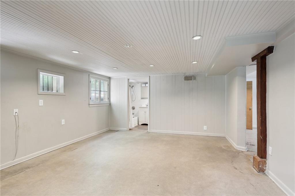 1665 DUFOSSAT Street