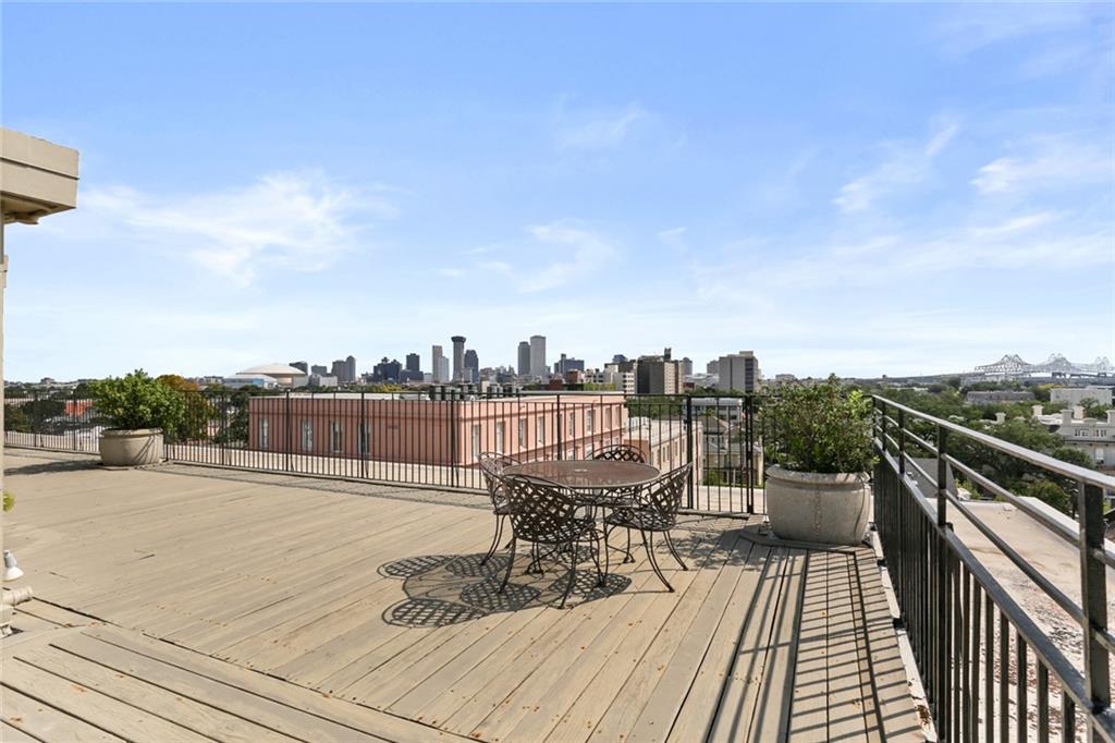 1550 SECOND Street 4F