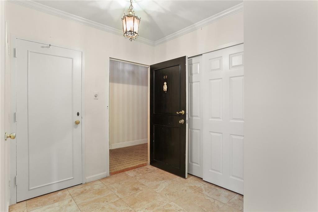 1550 SECOND Street 4F