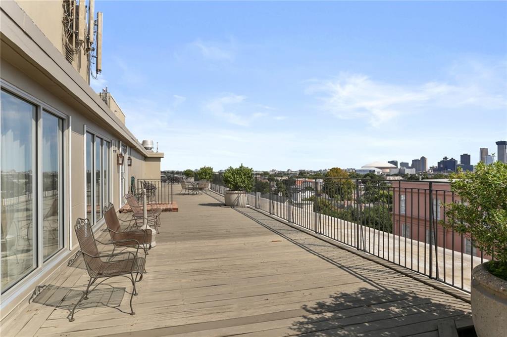 1550 SECOND Street 4F