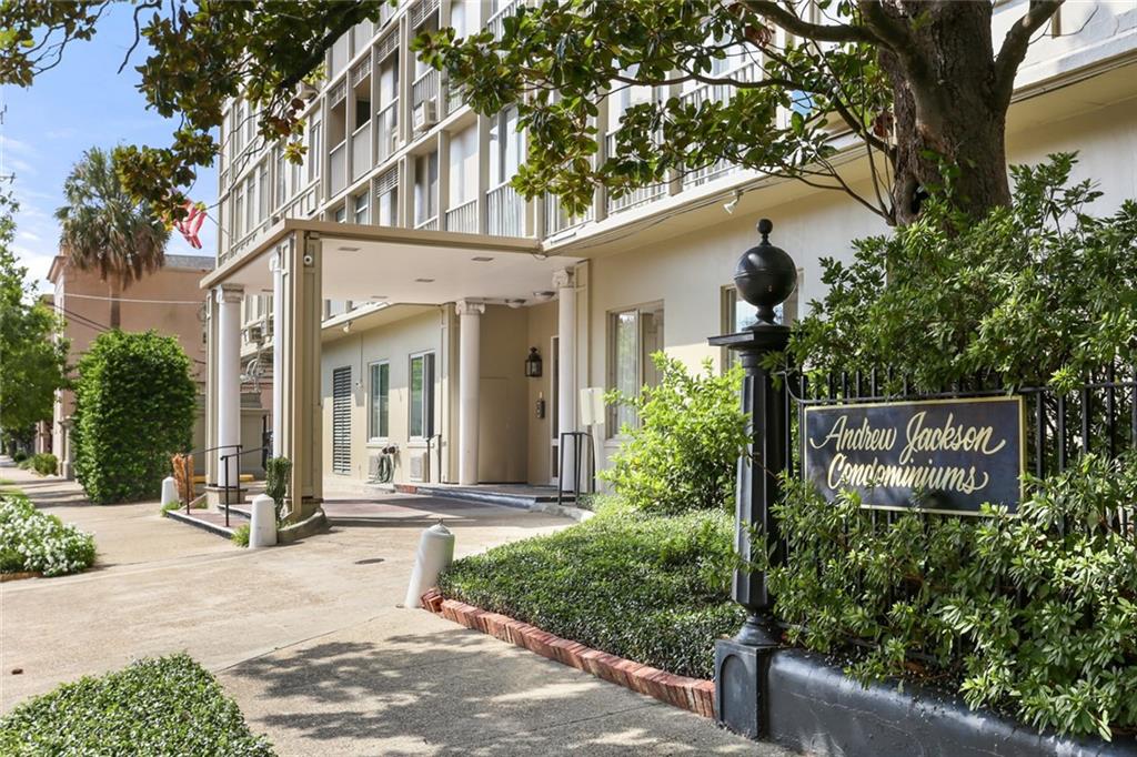 1550 SECOND Street 4F