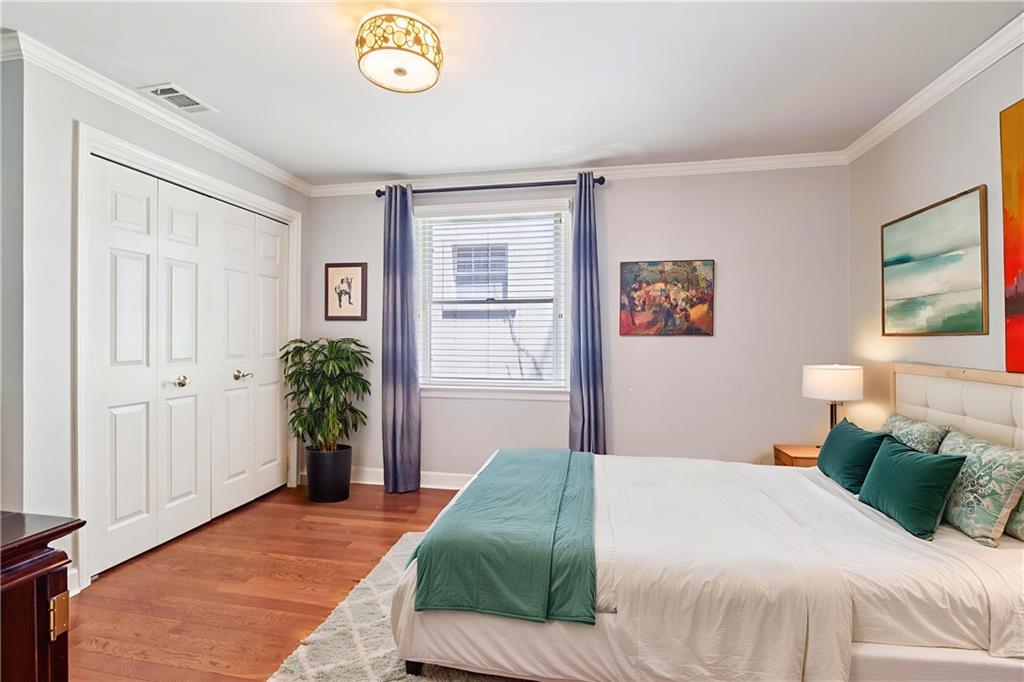319 E WILLIAM DAVID Parkway