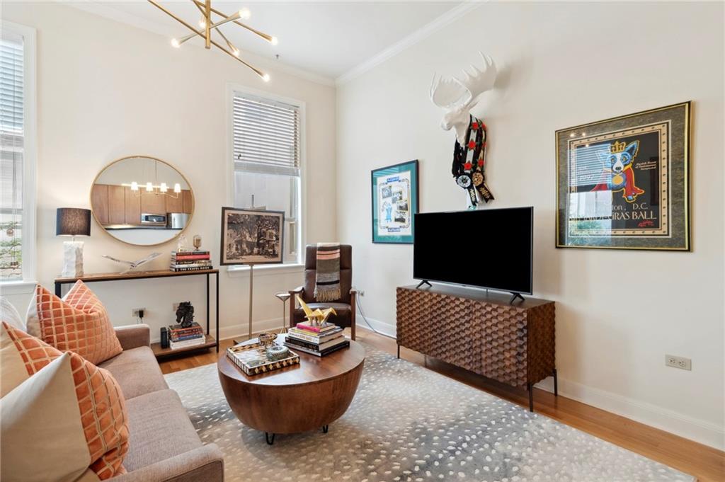 330 JULIA Street 225