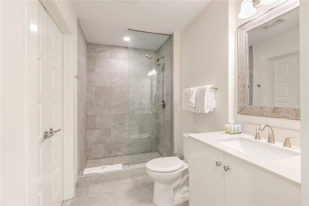 1111 TULANE Avenue 716