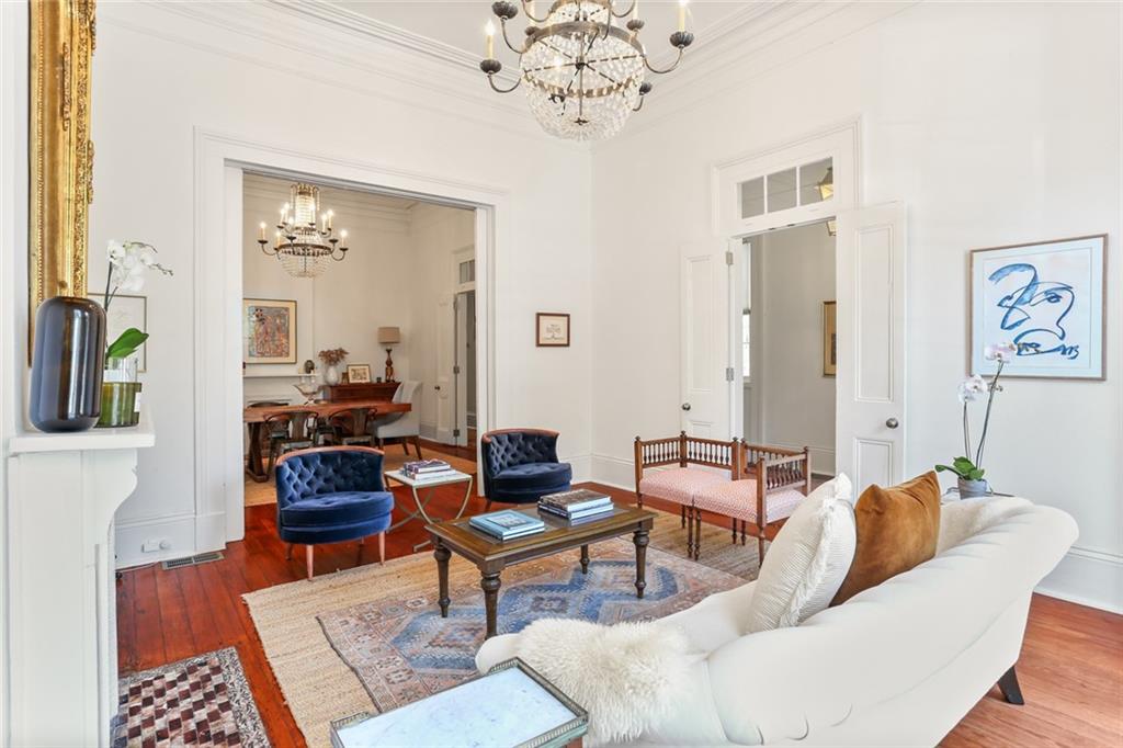 1615 PRYTANIA Street