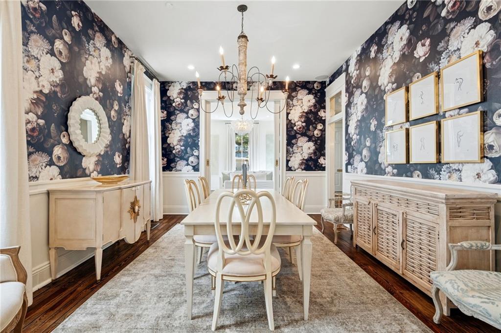 6035 COLISEUM Street