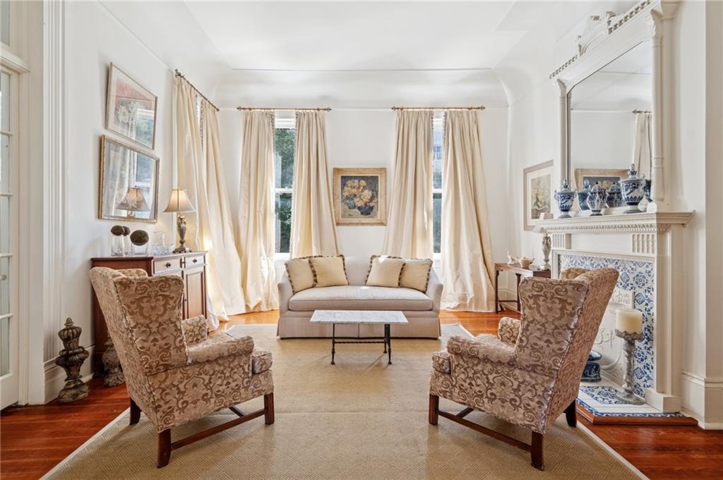 5534 ST CHARLES Avenue