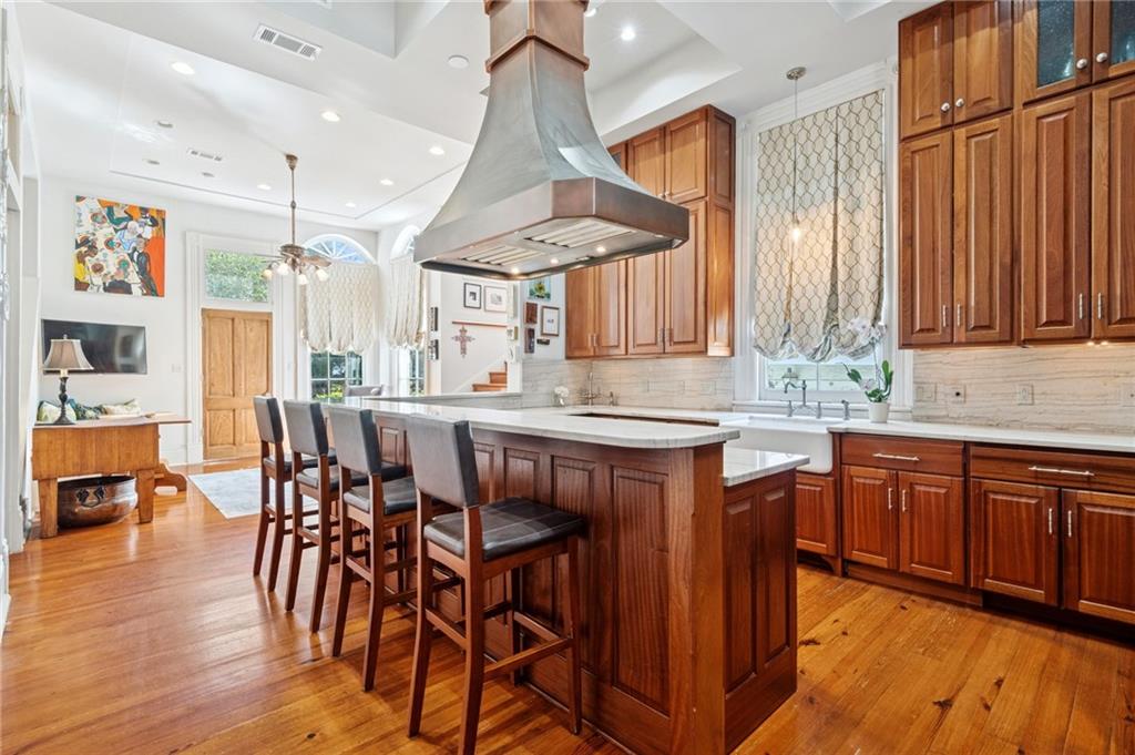 5534 ST CHARLES Avenue