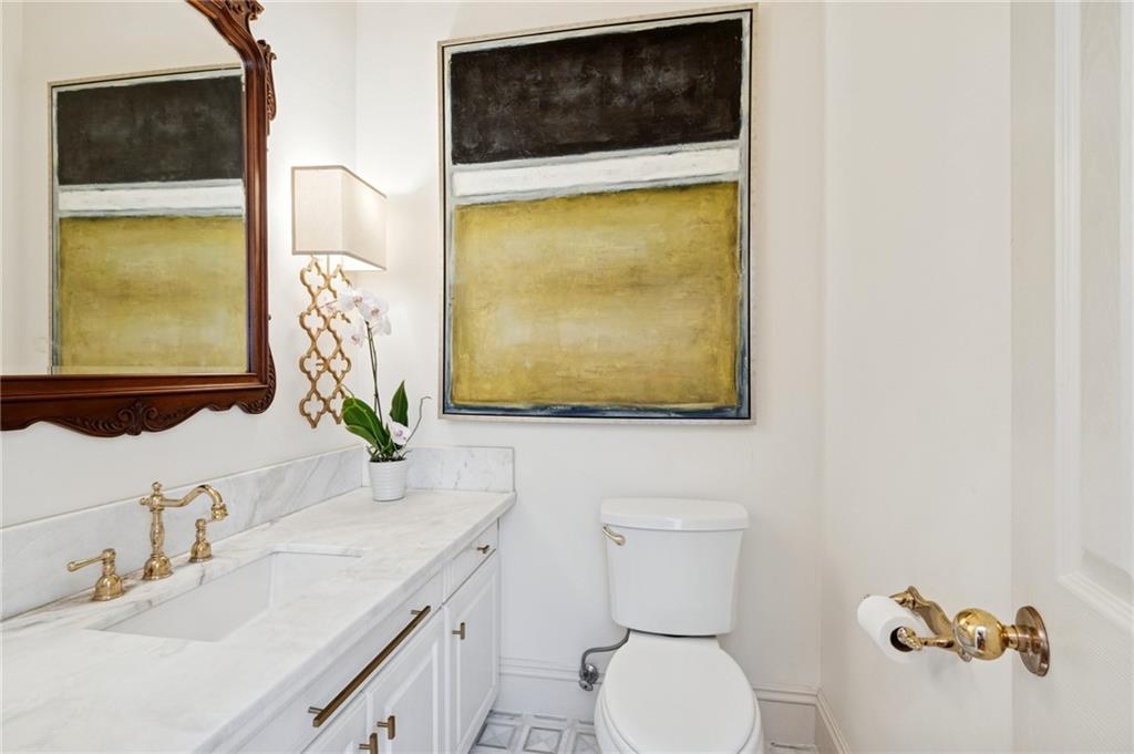 5534 ST CHARLES Avenue