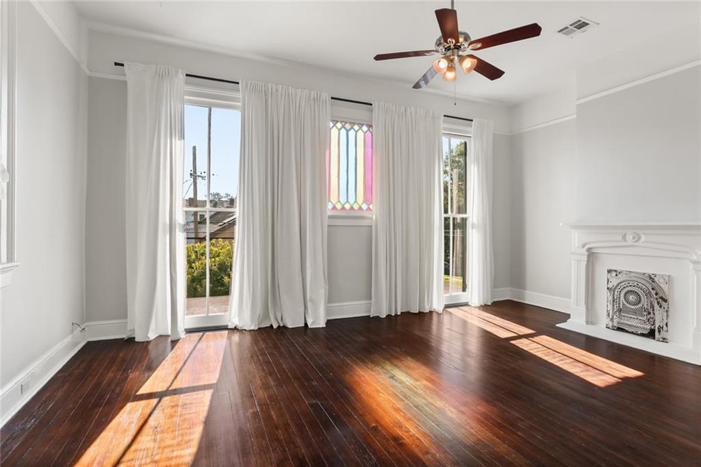 4533 IBERVILLE Street