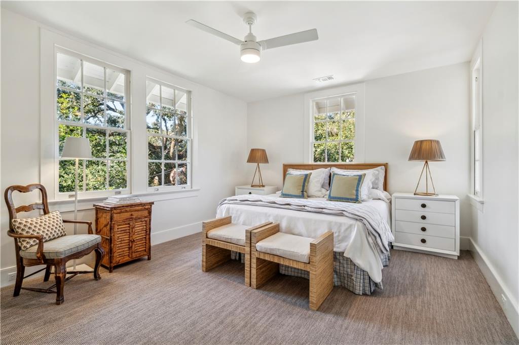 7008 CHESTNUT Street 202