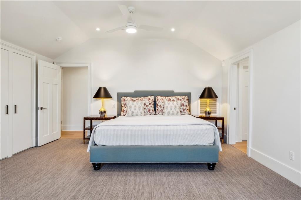 7008 CHESTNUT Street 202