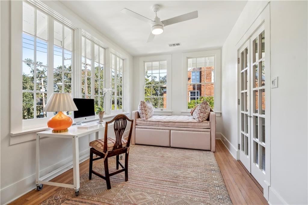 7008 CHESTNUT Street 202