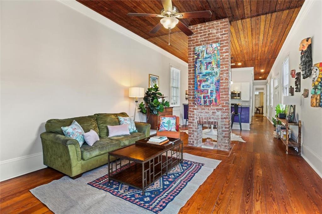 1419 CAMBRONNE Street