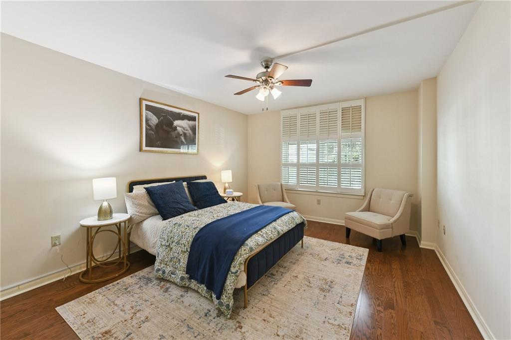 1750 SAINT CHARLES Avenue 215