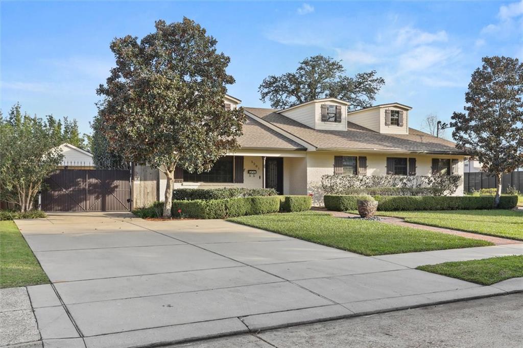 5201 BANCROFT Drive