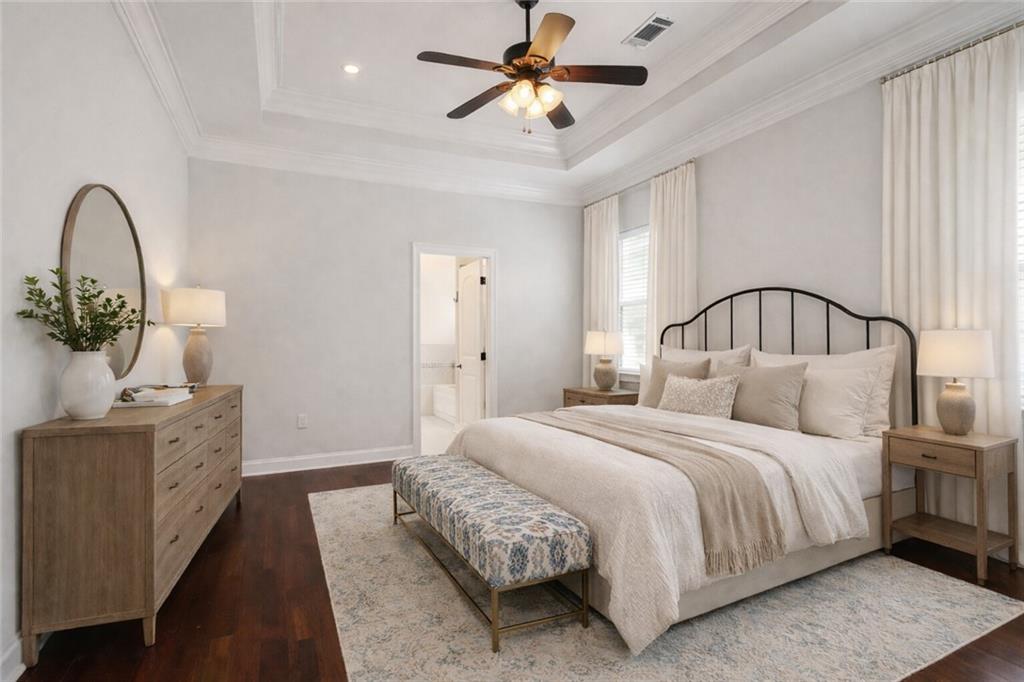 5511 WARRINGTON Drive