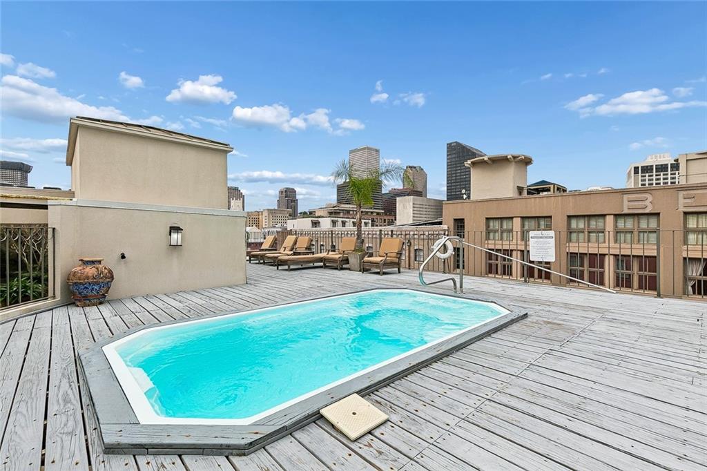 330 JULIA Street 317