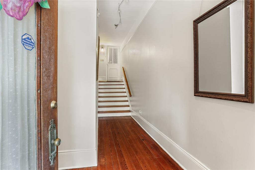 1925-29 NAPOLEON Avenue