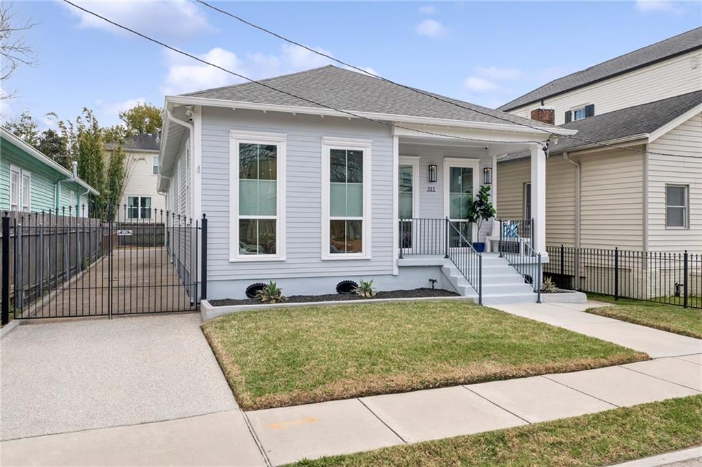 311 CHEROKEE Street