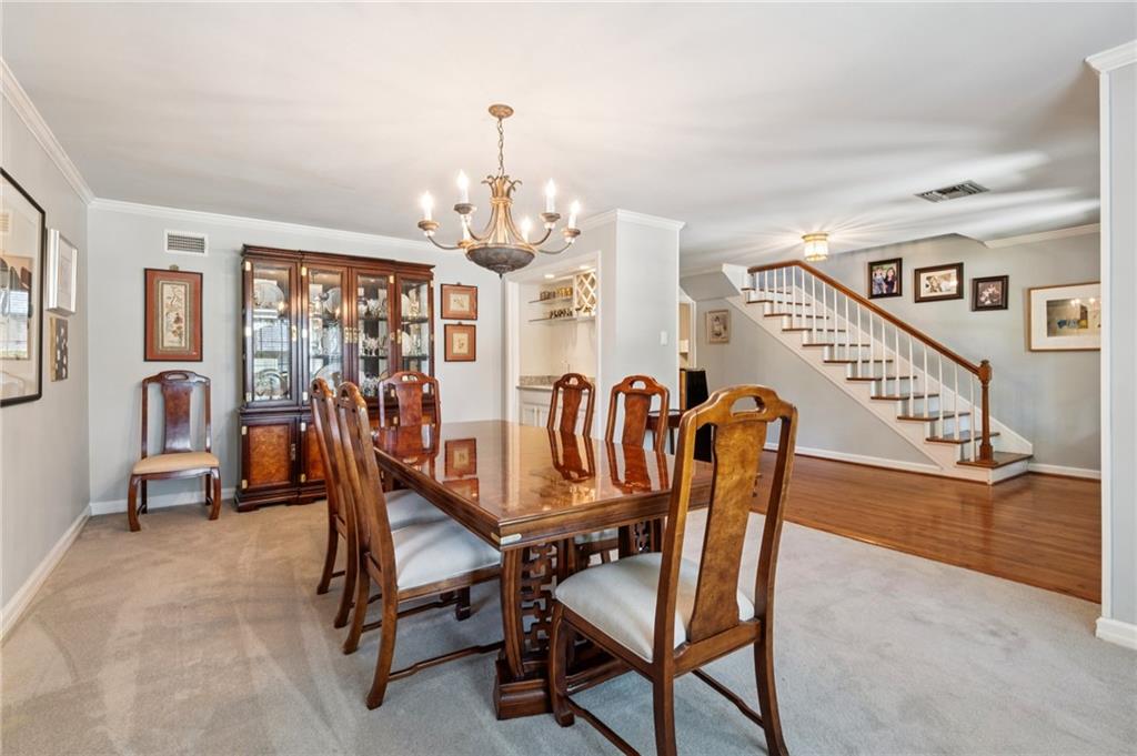 319 E WILLIAM DAVID Parkway