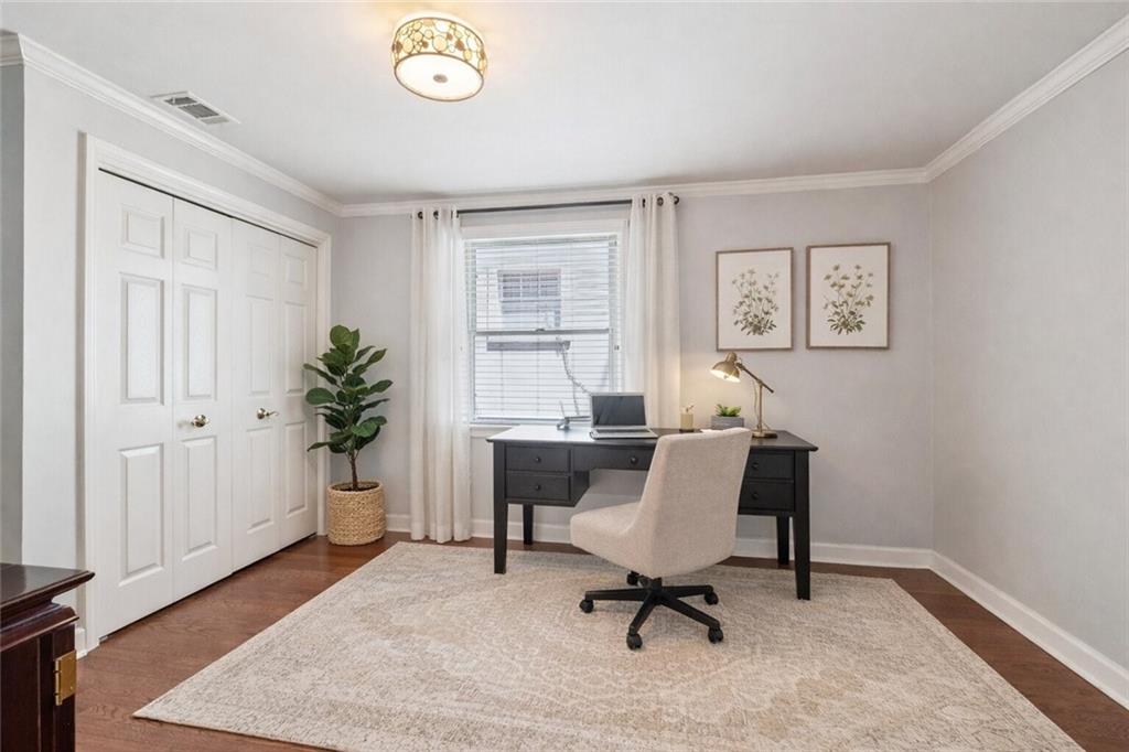 319 E WILLIAM DAVID Parkway