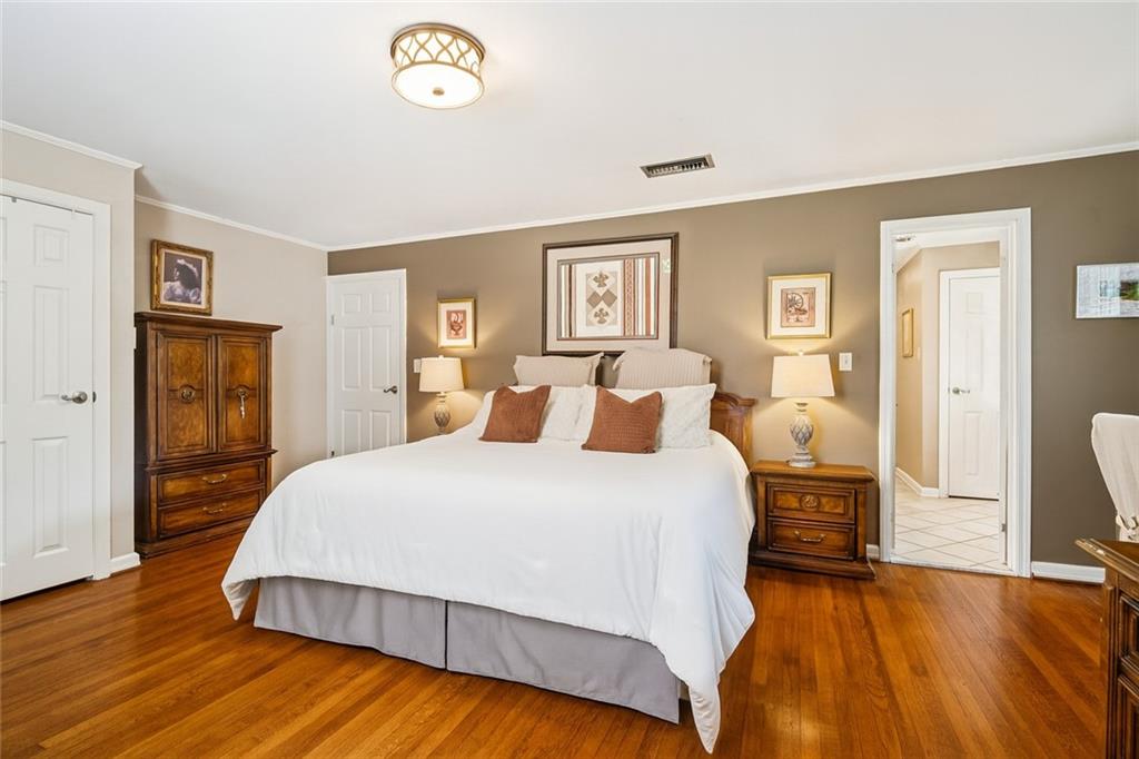 319 E WILLIAM DAVID Parkway