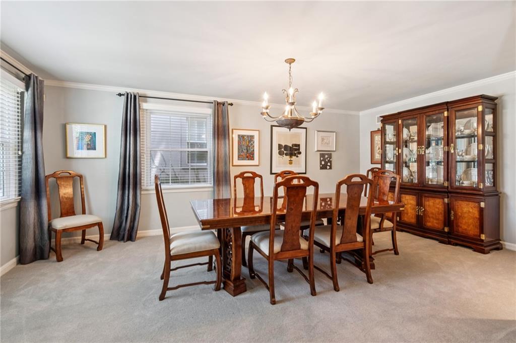 319 E WILLIAM DAVID Parkway