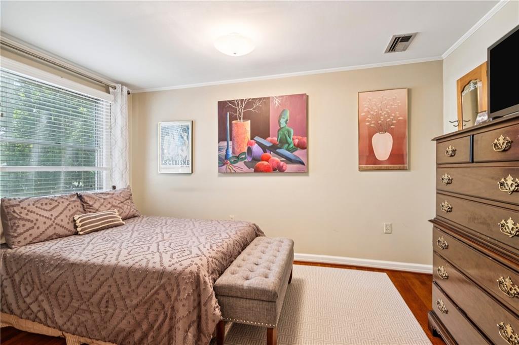 319 E WILLIAM DAVID Parkway