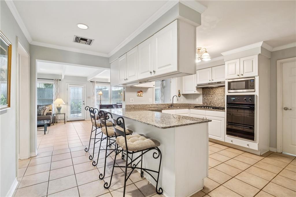 319 E WILLIAM DAVID Parkway