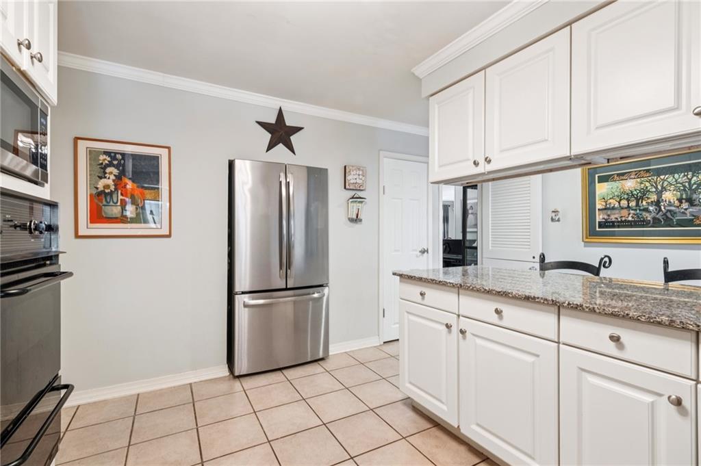 319 E WILLIAM DAVID Parkway