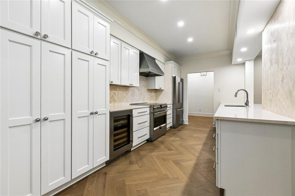 500 RUE SAINT ANN None 122