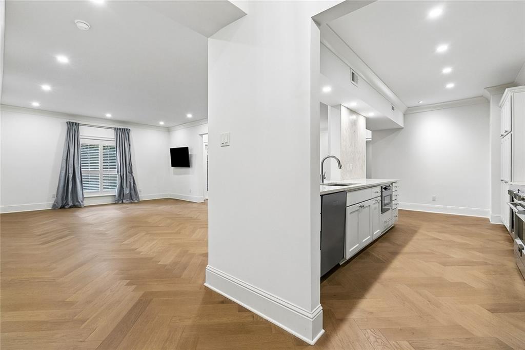 500 RUE SAINT ANN None 122