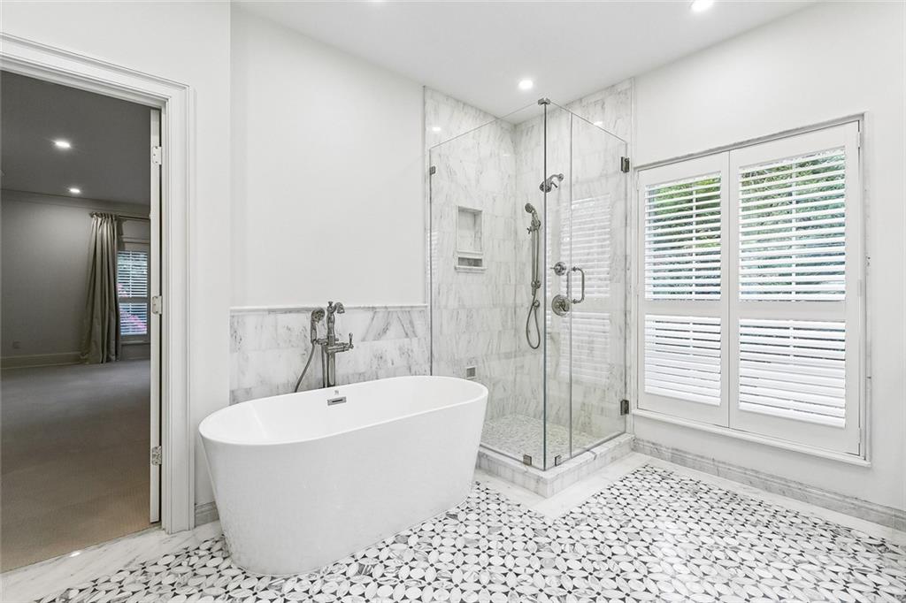 500 RUE SAINT ANN None 122
