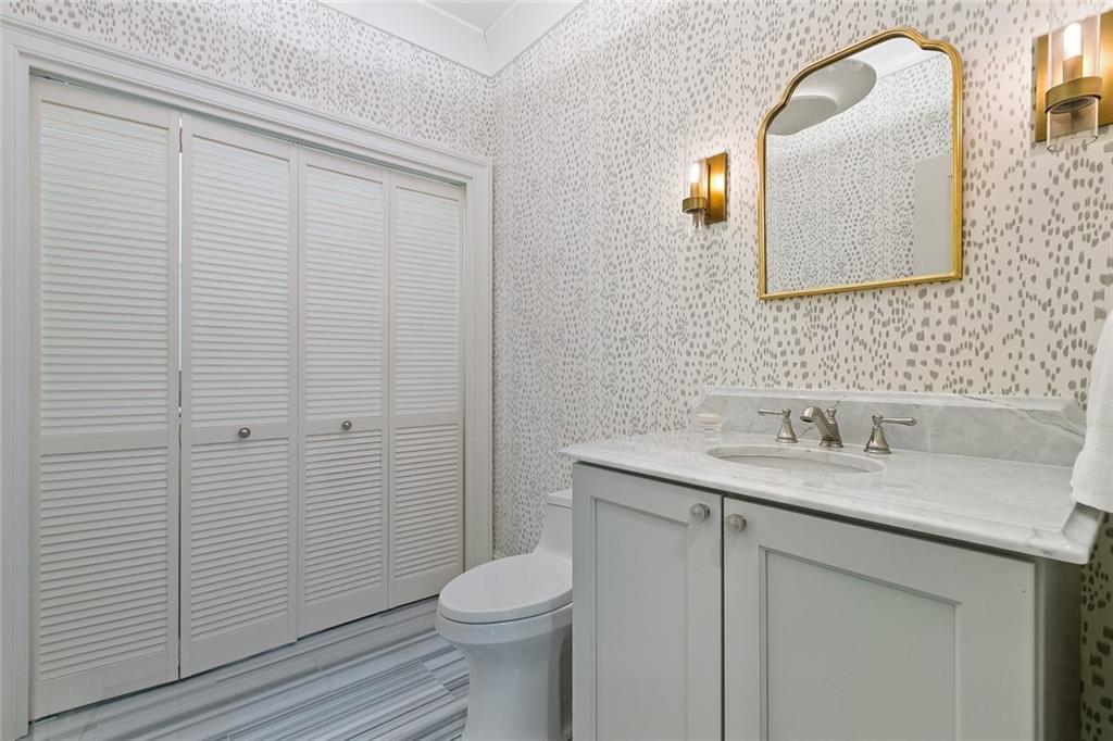 500 RUE SAINT ANN None 122