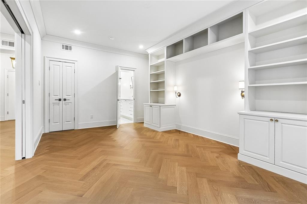 500 RUE SAINT ANN None 122