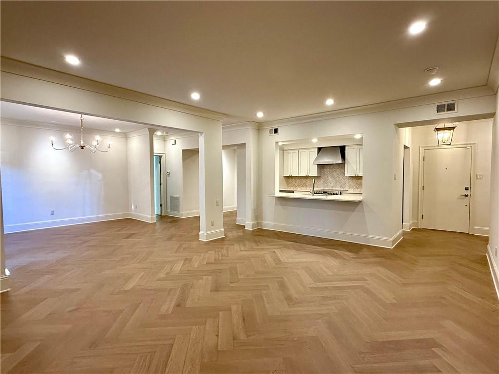 500 RUE SAINT ANN None 122
